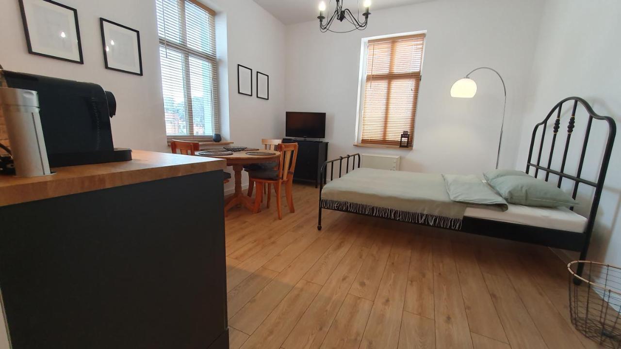 Apartament Wiezyczka Свидница Экстерьер фото